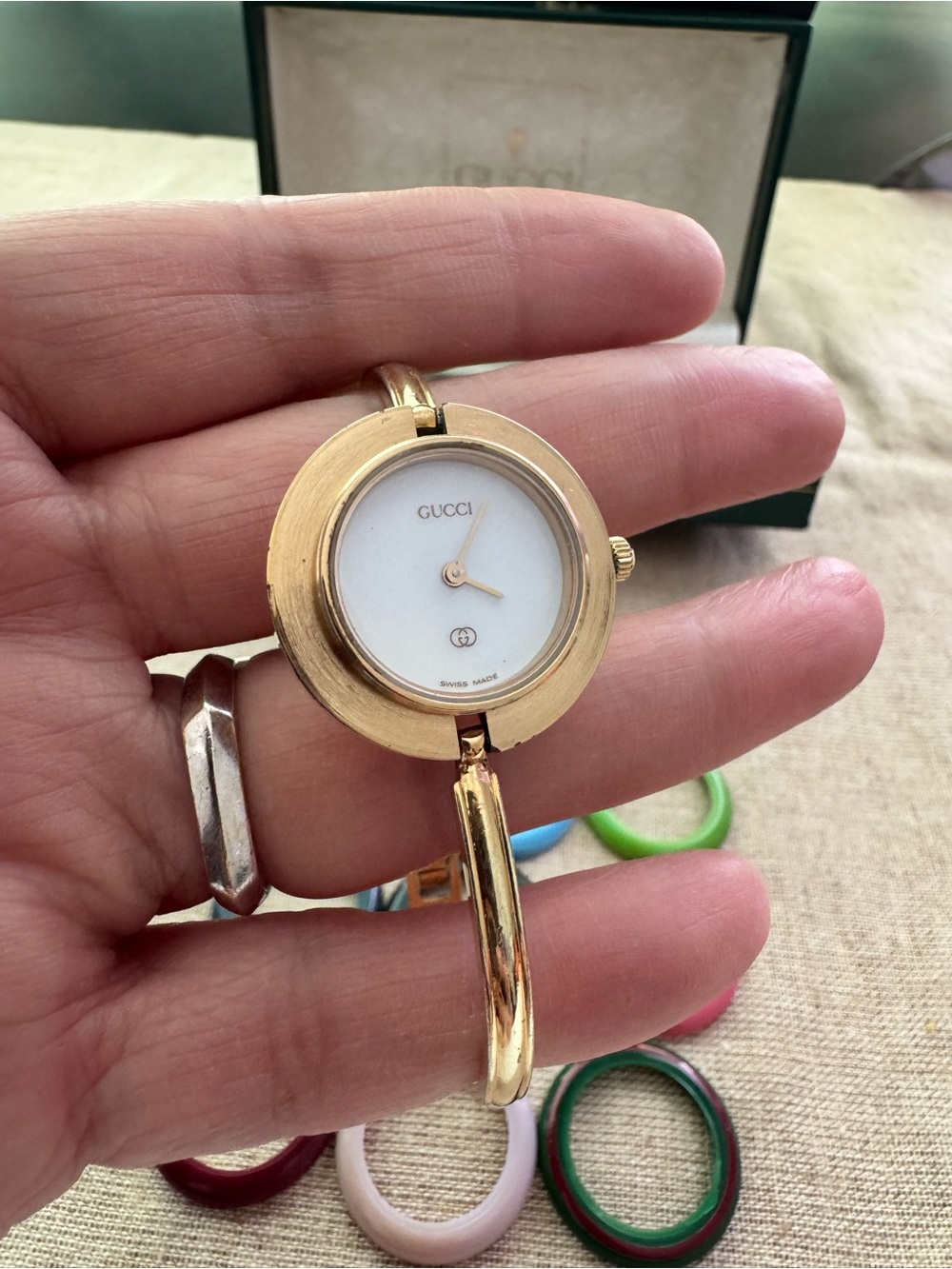 Gucci Gold Bangle Watch with Interchangeable Multicolor Bezels - Picture 6 of 16
